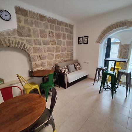 Private Hostel - Best Location エルサレム エクステリア 写真