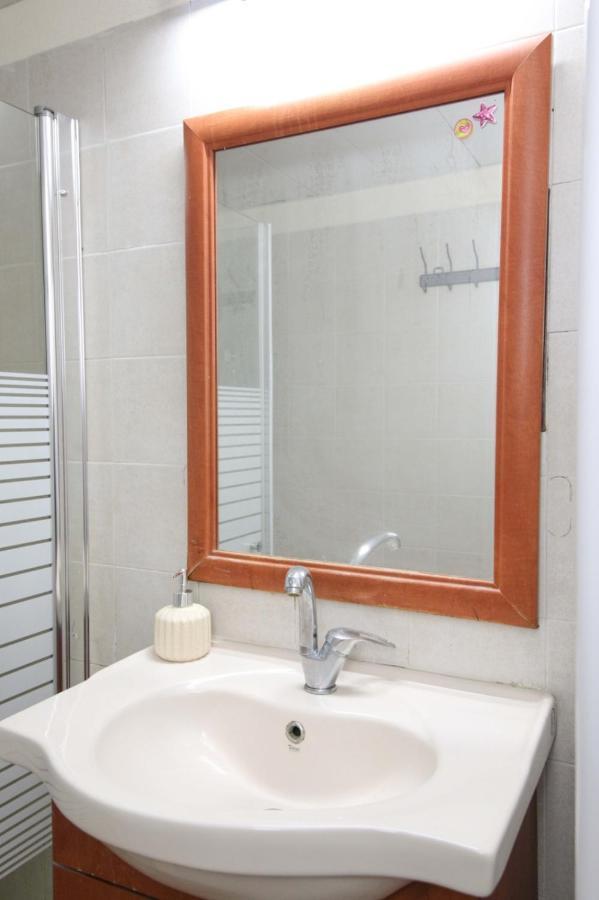 Private Hostel - Best Location エルサレム エクステリア 写真